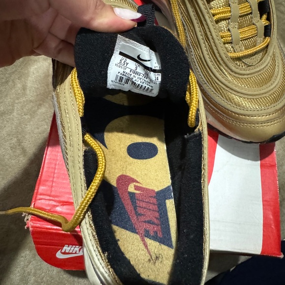 Air Max 97 QS "Metallic Gold" sneakers - Picture 4 of 4